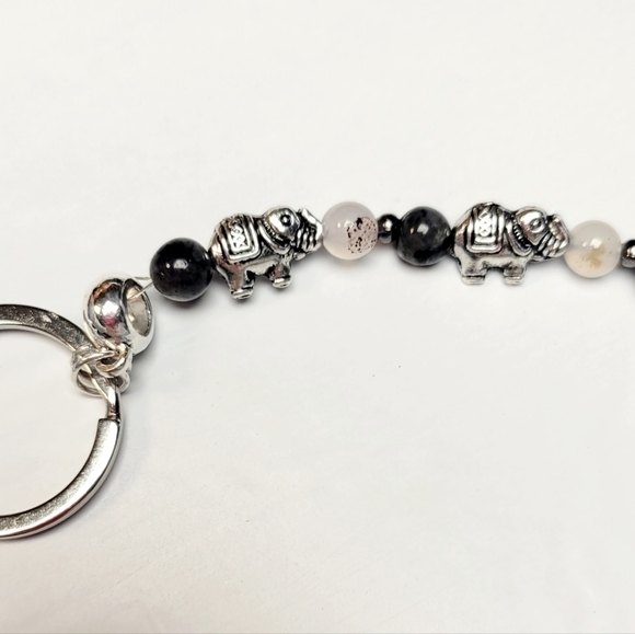 Elephant Beaded Keychain Handmade - Picture 4 of 4